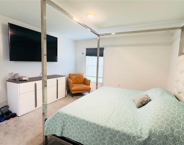 3473 Yarian Drive - Photo Thumbnail 8