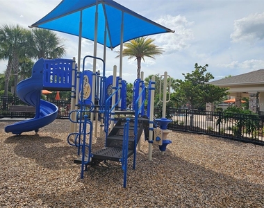 10548 Salt Grove St - Photo Thumbnail 19