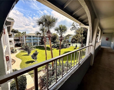 133 Oyster Bay Circle - Photo Thumbnail 13
