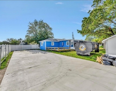 2963 Bahia Vista Street - Photo Thumbnail 34