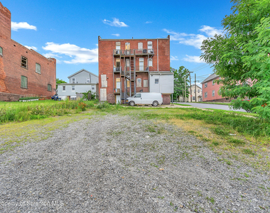380 Scott Street - Photo Thumbnail 3