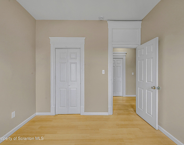 380 Scott Street - Photo Thumbnail 15
