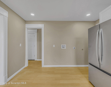 380 Scott Street - Photo Thumbnail 7