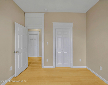 380 Scott Street - Photo Thumbnail 13