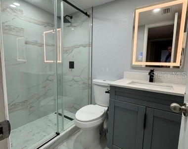 4735 S Texas Avenue - Photo Thumbnail 6