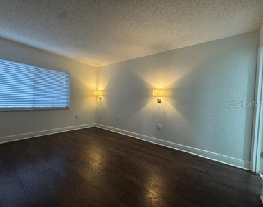 4735 S Texas Avenue - Photo Thumbnail 8