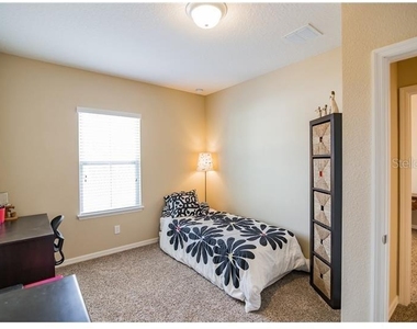 89 Zamora Place - Photo Thumbnail 14