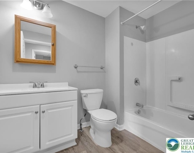 1500 Washington Street - Photo Thumbnail 4