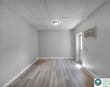 1500 Washington Street - Photo Thumbnail 11
