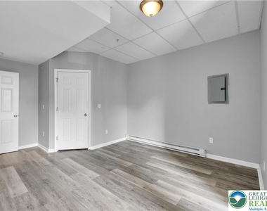 1500 Washington Street - Photo Thumbnail 8