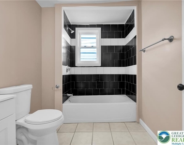 1500 Washington Street - Photo Thumbnail 8