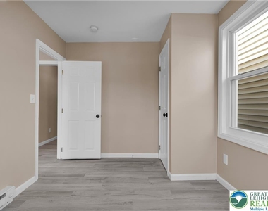 1500 Washington Street - Photo Thumbnail 6
