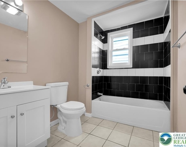 1500 Washington Street - Photo Thumbnail 7