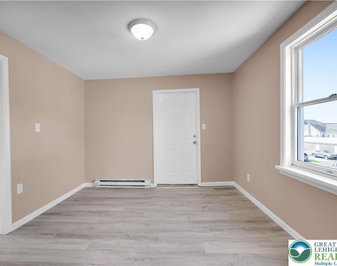 1500 Washington Street - Photo Thumbnail 4