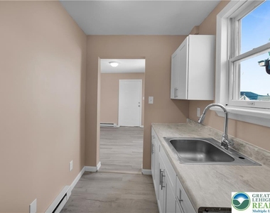 1500 Washington Street - Photo Thumbnail 2