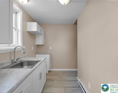 1500 Washington Street - Photo Thumbnail 3