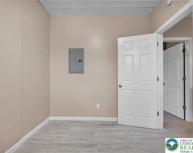 1500 Washington Street - Photo Thumbnail 13