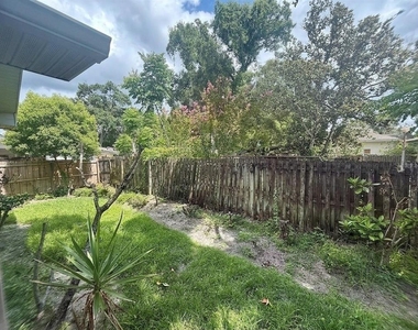 702 Avenue H Ne - Photo Thumbnail 19