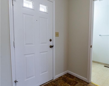 48 Olde Penn Drive - Photo Thumbnail 2