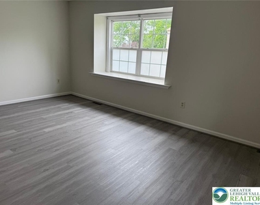 48 Olde Penn Drive - Photo Thumbnail 30
