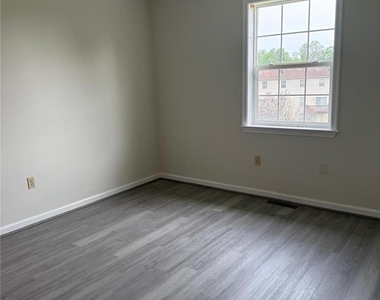 48 Olde Penn Drive - Photo Thumbnail 28