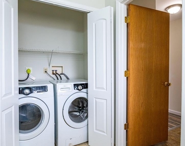 48 Olde Penn Drive - Photo Thumbnail 7