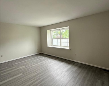 48 Olde Penn Drive - Photo Thumbnail 19