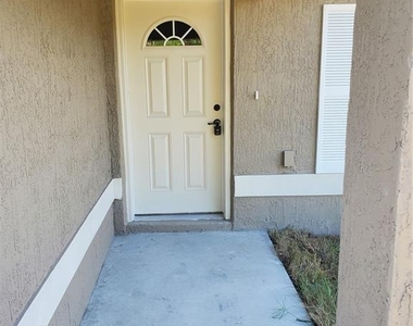 528 Marion Oaks Lane - Photo Thumbnail 1