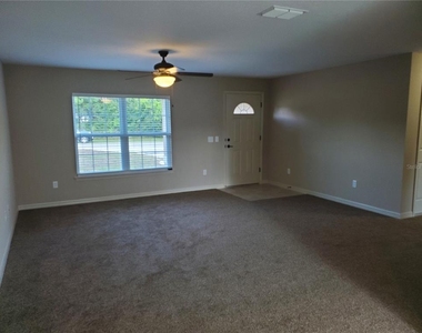 528 Marion Oaks Lane - Photo Thumbnail 8