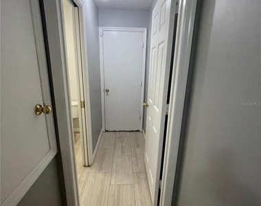 4535 Sw 42nd Street - Photo Thumbnail 8