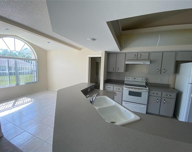 15980 Sw 27th Avenue Road - Photo Thumbnail 7