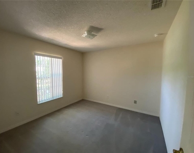 15980 Sw 27th Avenue Road - Photo Thumbnail 9