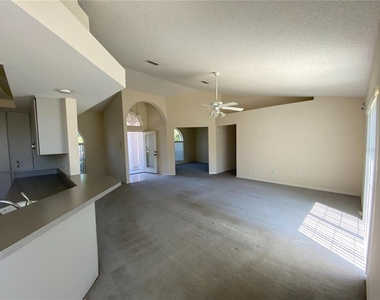 15980 Sw 27th Avenue Road - Photo Thumbnail 5
