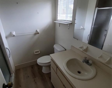 6429 Sw 107th Street - Photo Thumbnail 9