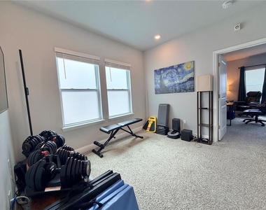 660 Rosewood Way - Photo Thumbnail 20