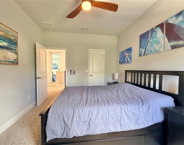660 Rosewood Way - Photo Thumbnail 16
