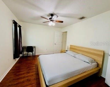 2678 Forest View Lane - Photo Thumbnail 14
