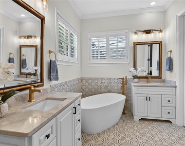8411 Woburn Court - Photo Thumbnail 2