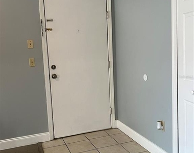 537 Sun Ridge Place - Photo Thumbnail 4