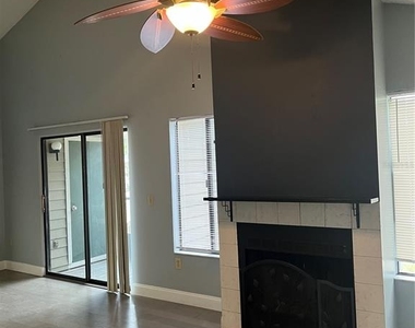 537 Sun Ridge Place - Photo Thumbnail 7