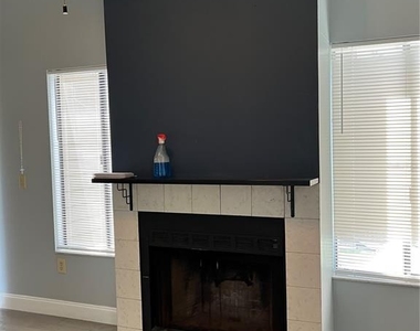 537 Sun Ridge Place - Photo Thumbnail 19