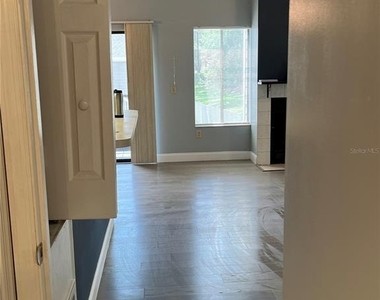 537 Sun Ridge Place - Photo Thumbnail 5