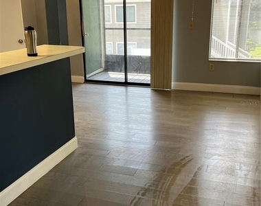 537 Sun Ridge Place - Photo Thumbnail 10