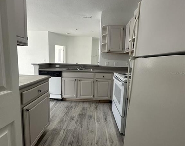 1175 Lake Shadow Circle - Photo Thumbnail 5
