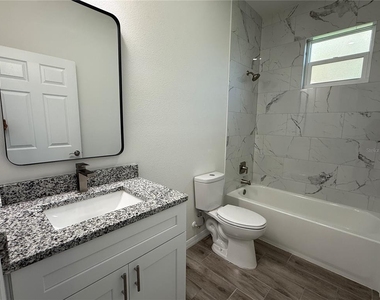 15010 Community Avenue - Photo Thumbnail 22