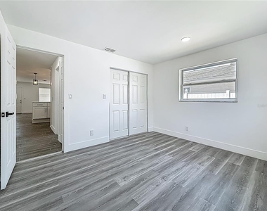 1755 Shore Acres Boulevard Ne - Photo Thumbnail 16