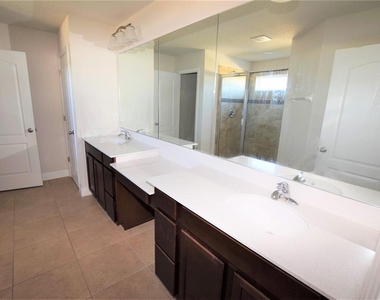 4358 Silver Creek Street - Photo Thumbnail 19