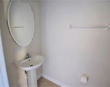 4358 Silver Creek Street - Photo Thumbnail 13