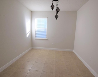 4358 Silver Creek Street - Photo Thumbnail 12