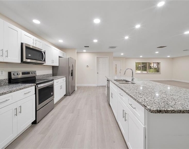 2662 Derbyshire Road - Photo Thumbnail 6
